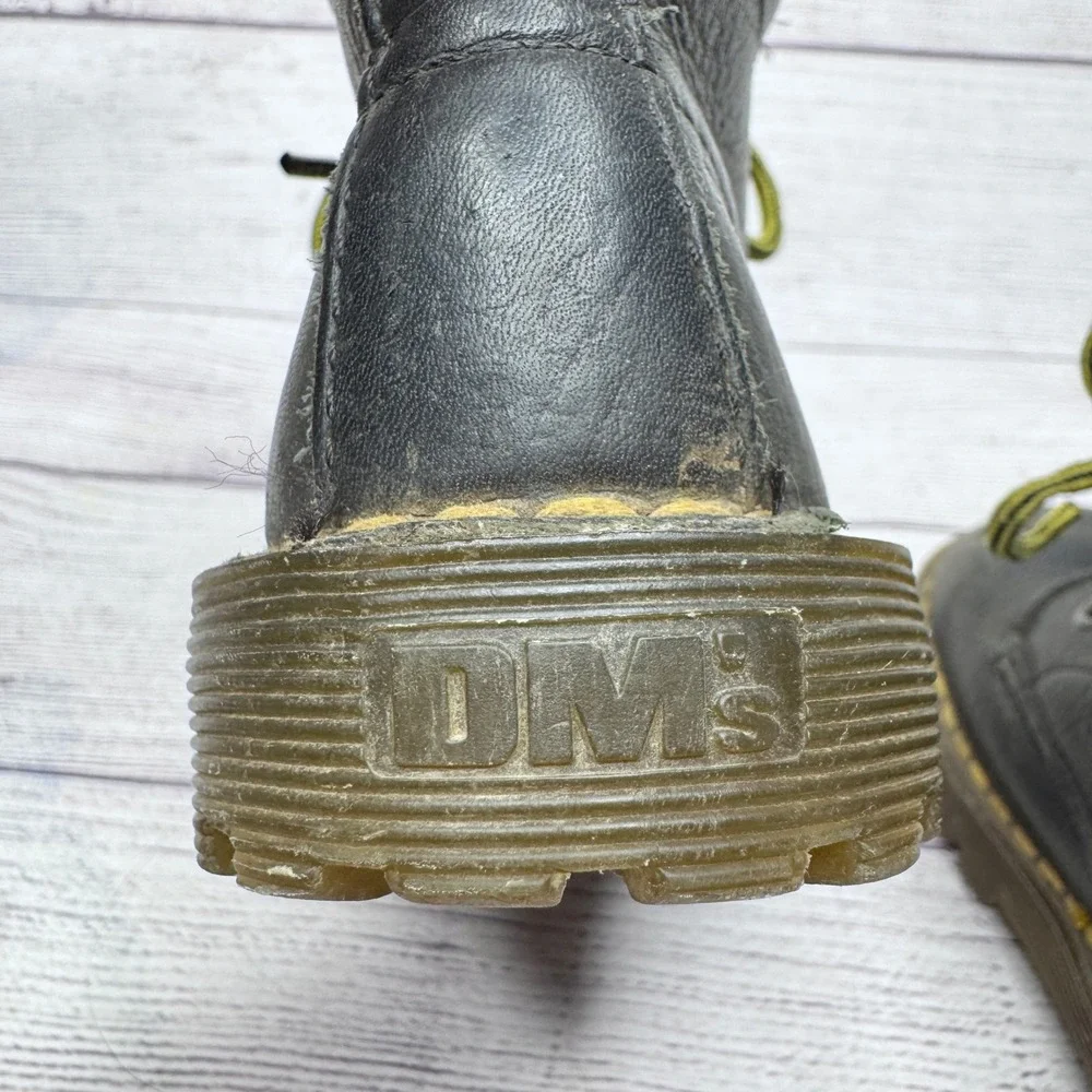 Dr Martens Kids Black Leather Lace Up Boots Made in England Little Kid size‎ 10